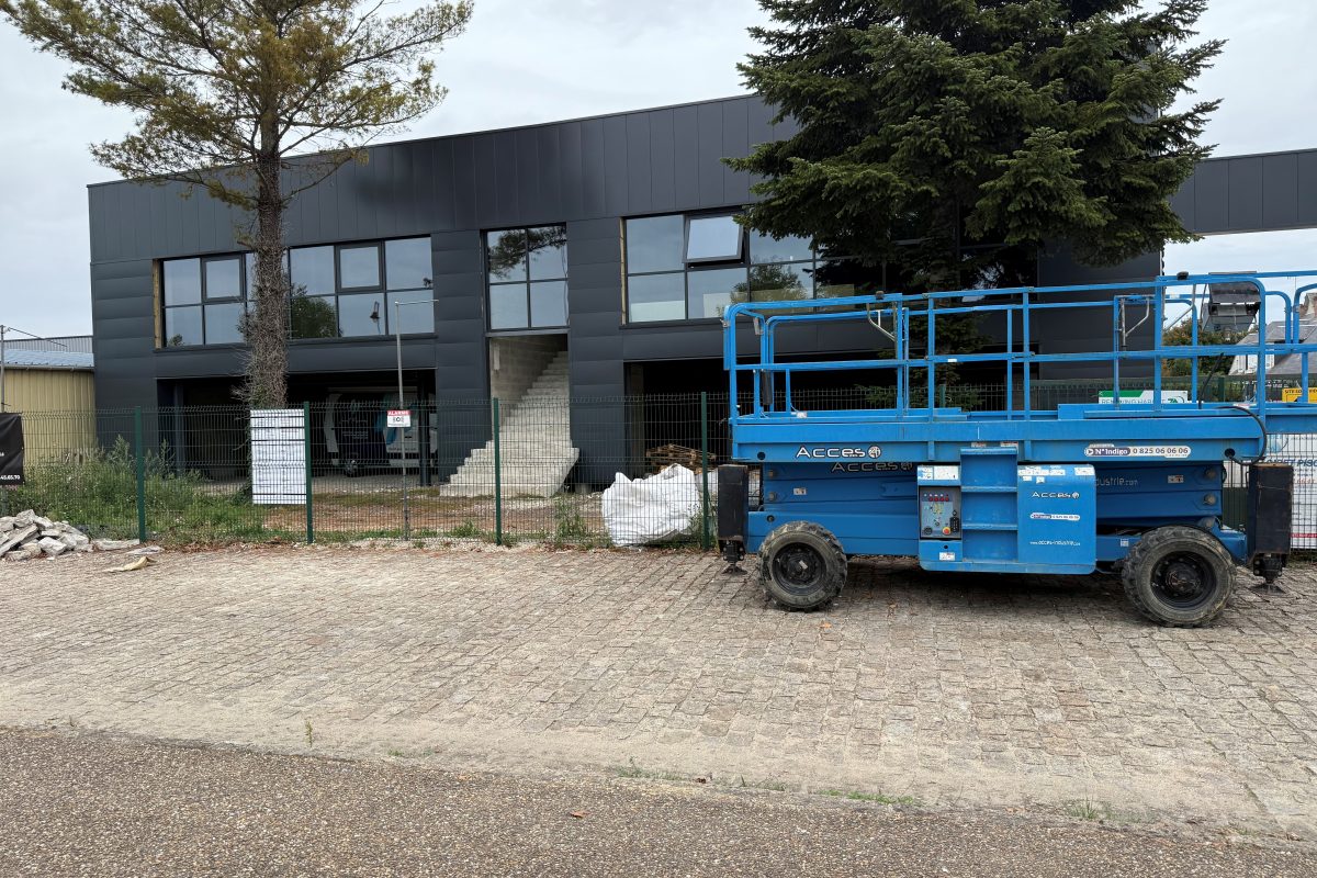 BATIMENT D’ACTIVITE